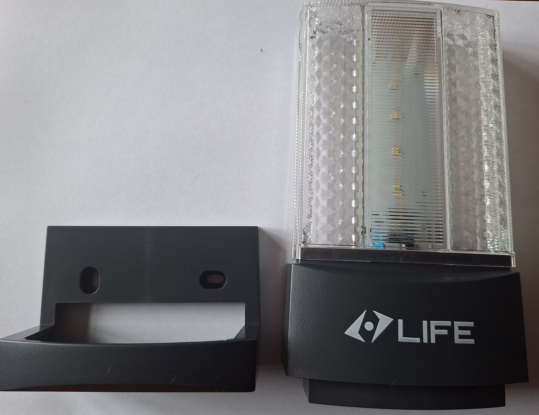 Nový univerzální maják SUNLEDX